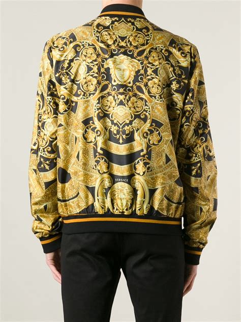 versace bomberjacke herren gold|Bomberjacken von Versace für Herren .